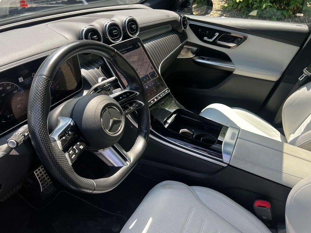 Used 2023 Blue Mercedes-Benz GLC 300 image 9