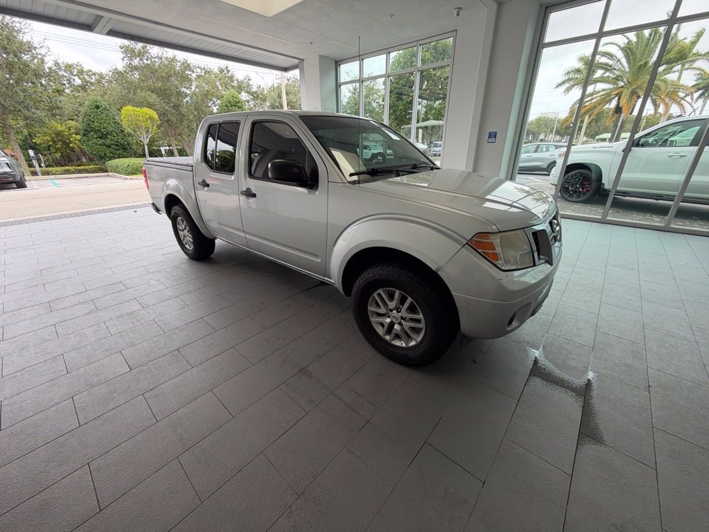 Used 2019 Silver Nissan SV image 1