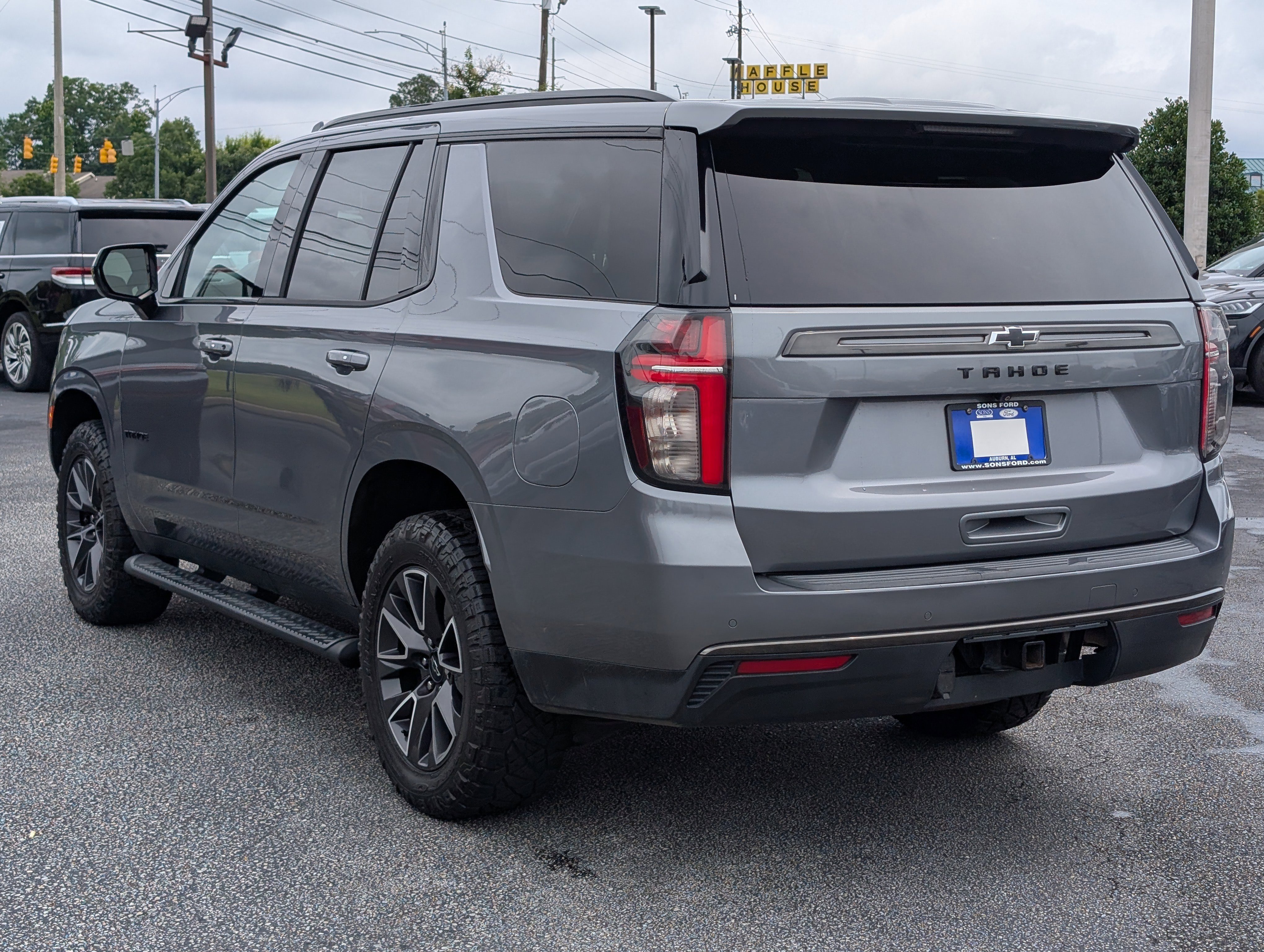 Used 2021 Satin Steel Metallic Chevrolet Z71 image 13