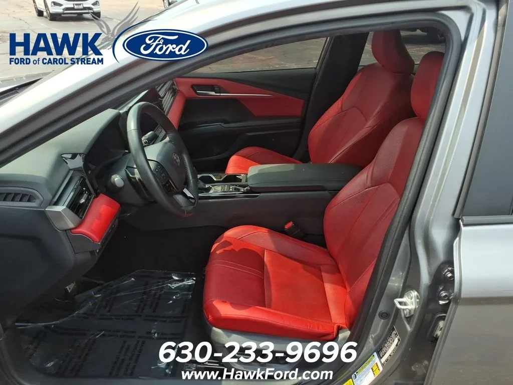 Used 2025  Toyota XSE image 29