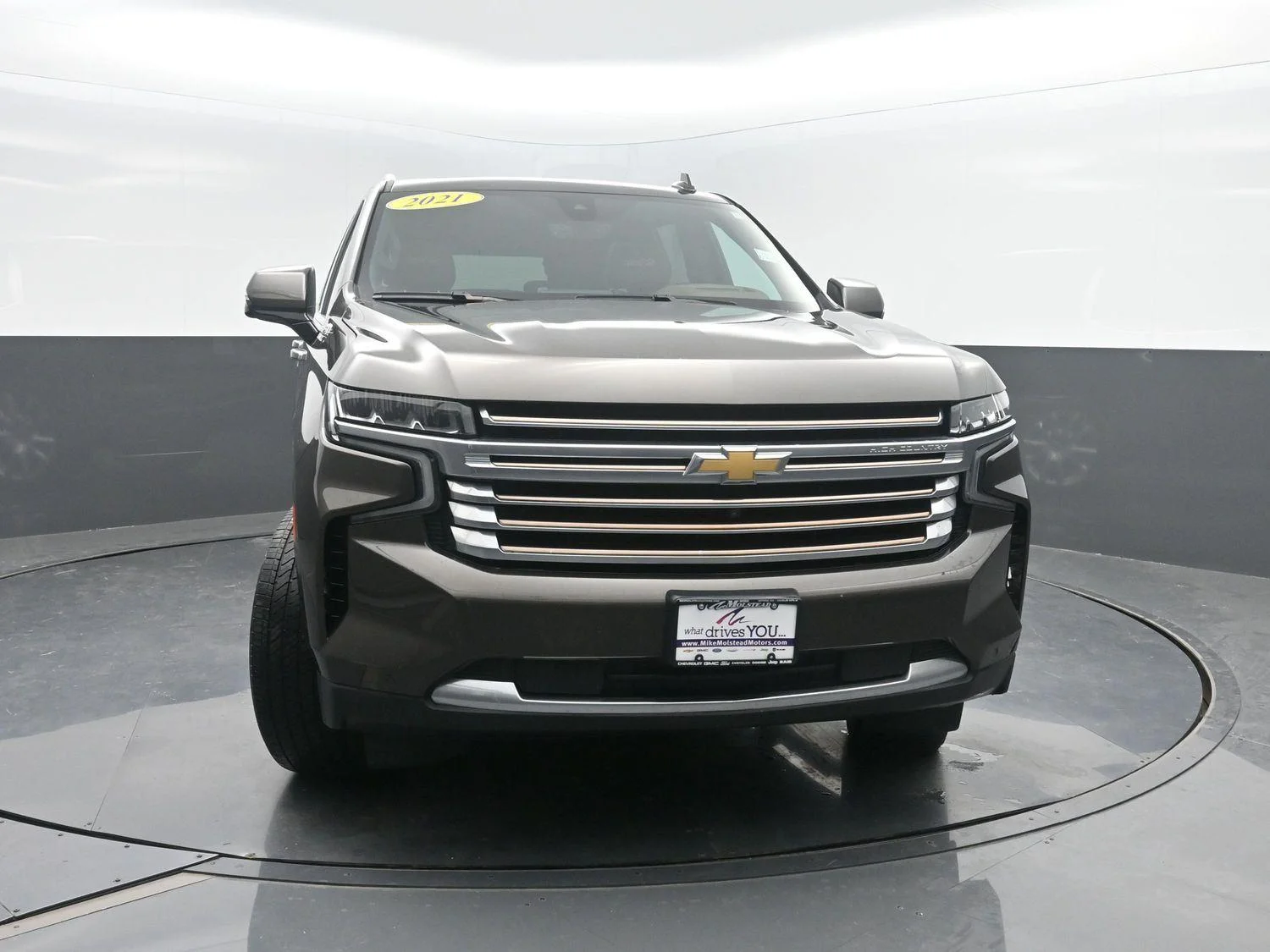 Used 2021 Graywood Metallic Chevrolet High Country image 46