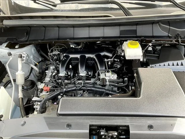 Used 2025 Silver Nissan SL image 32