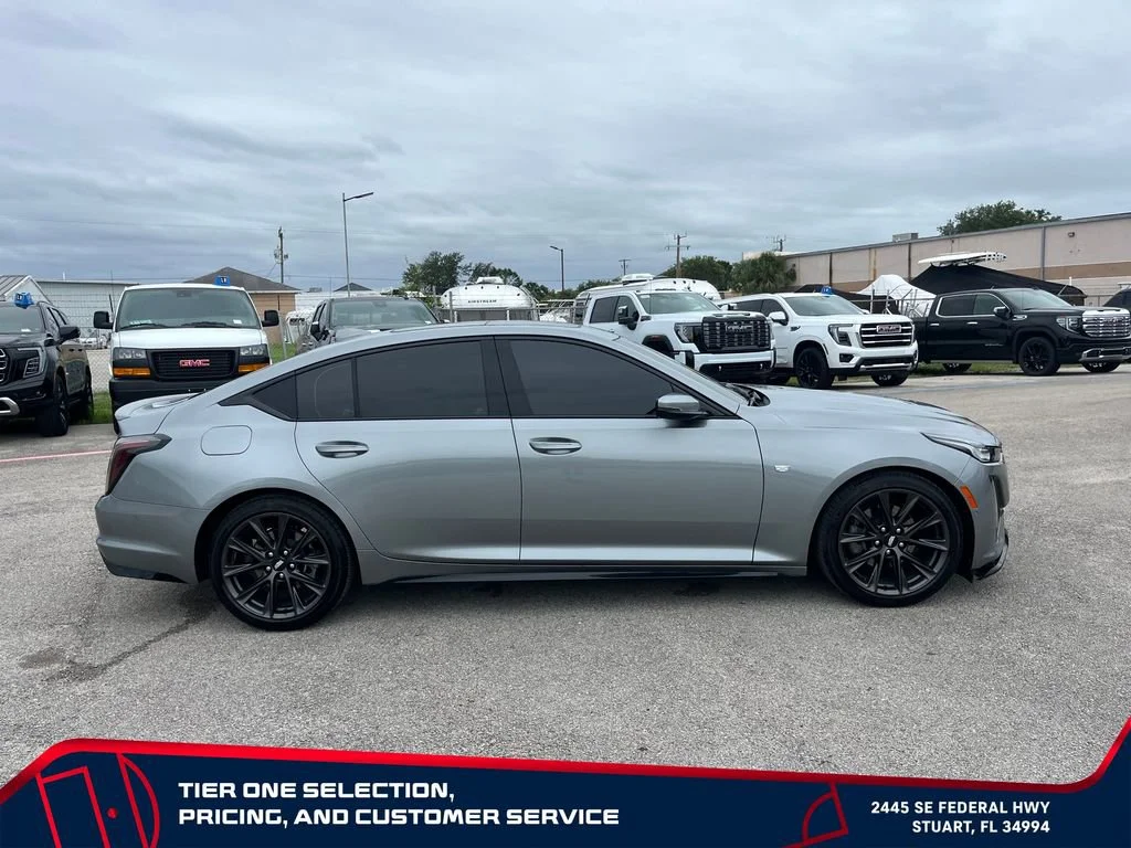 Used 2024 Argent Silver Metallic Cadillac Sport image 8