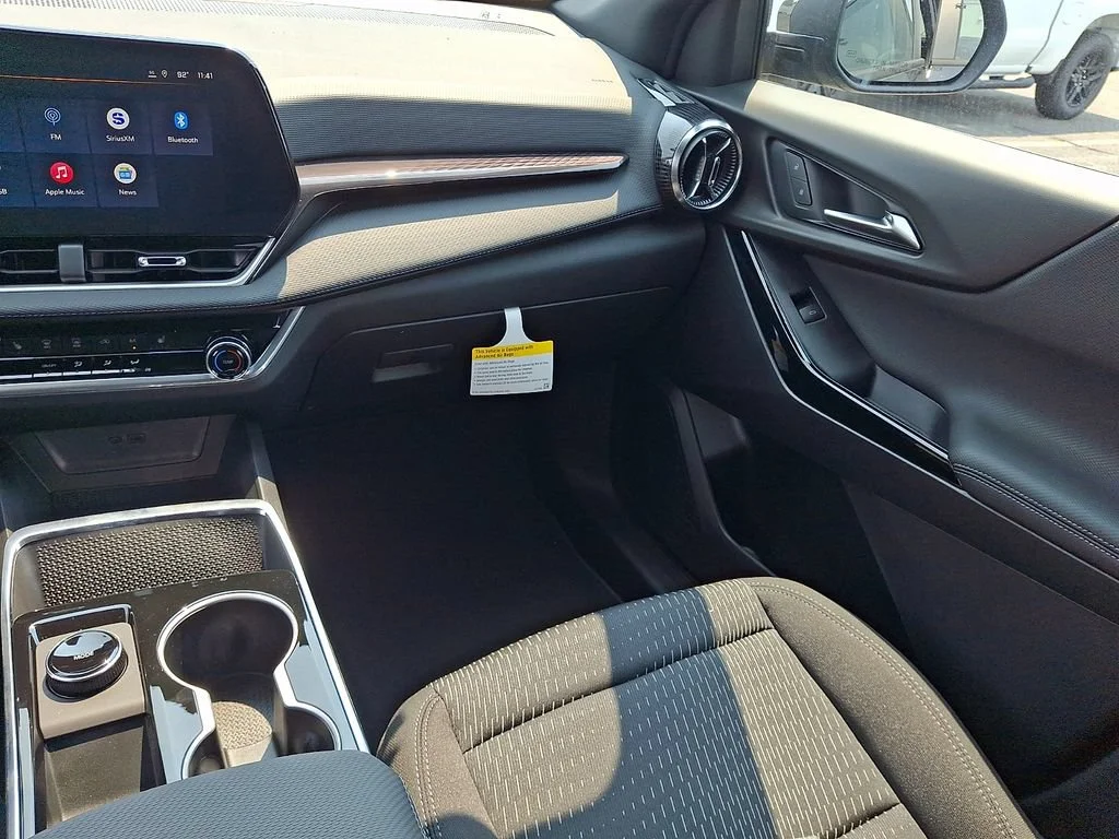 New 2027 Mosaic Black Metallic Chevrolet LT image 12