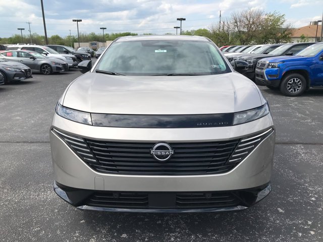 New 2026 Champagne Silver Metallic Nissan Platinum image 2