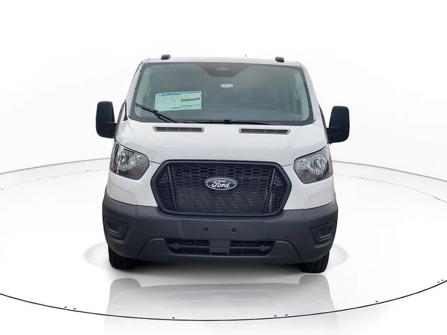 New 2026 Oxford White Ford XL image 2