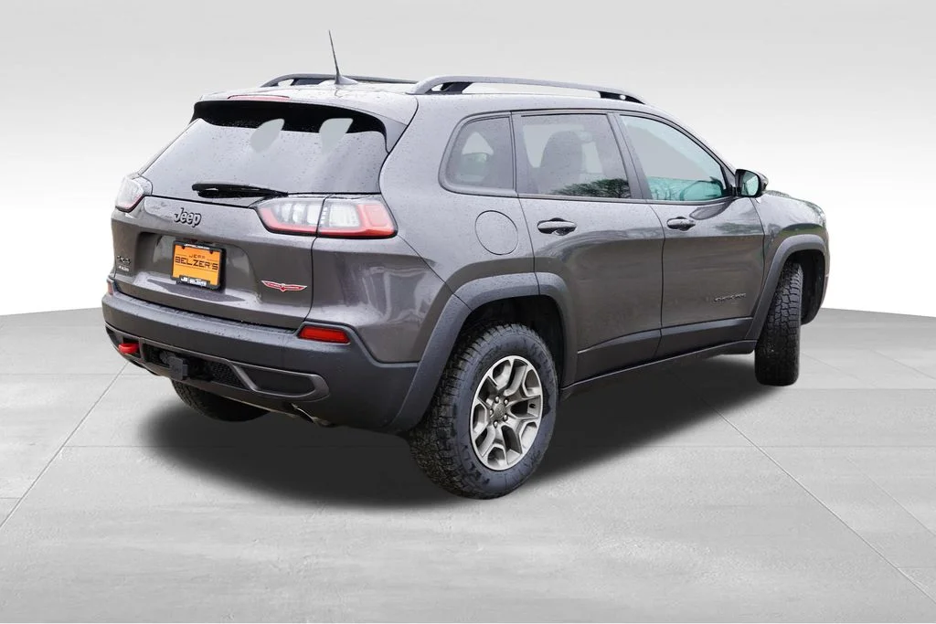 Certified Used 2022 Gray Jeep Trailhawk image 5