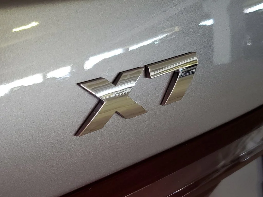 New 2027 Skyscraper Grey Metallic BMW M60i image 6