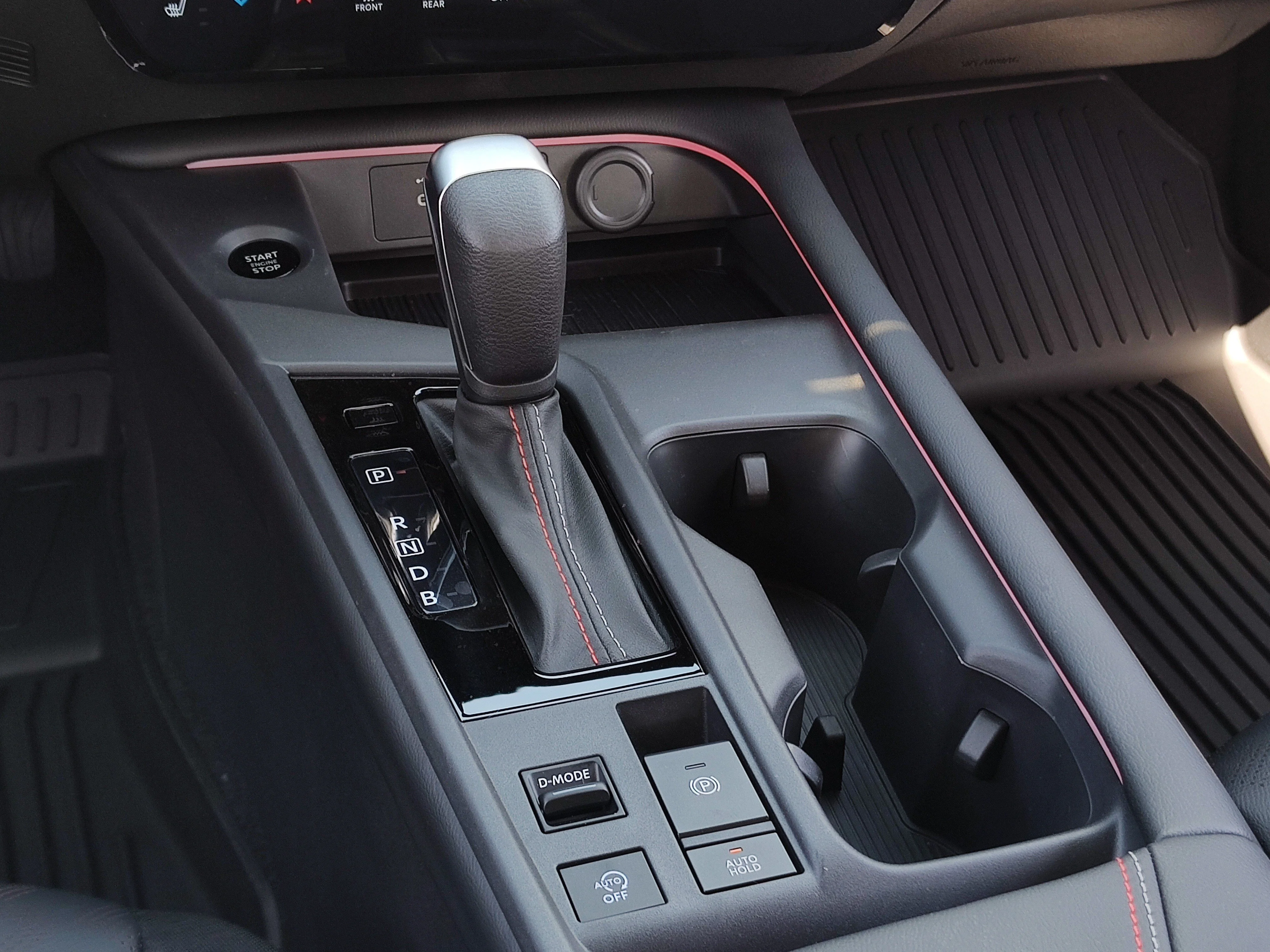 New 2026 Atlantic Gray Metallic / Super Black Two-tone Nissan SR image 10