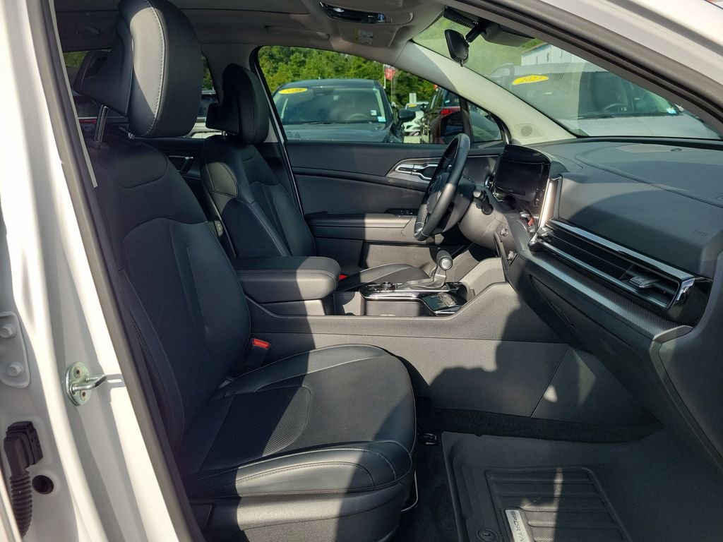 Certified Used 2024 Glacial White Pearl Kia SX image 8