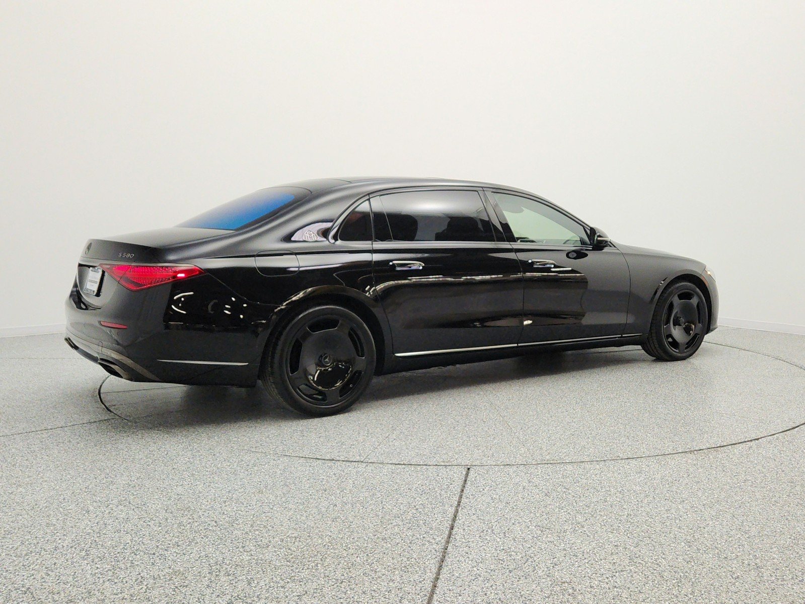 Certified Used 2024 Obsidian Black Metallic Mercedes-Benz Maybach S 580 4MATIC® Sedan image 5
