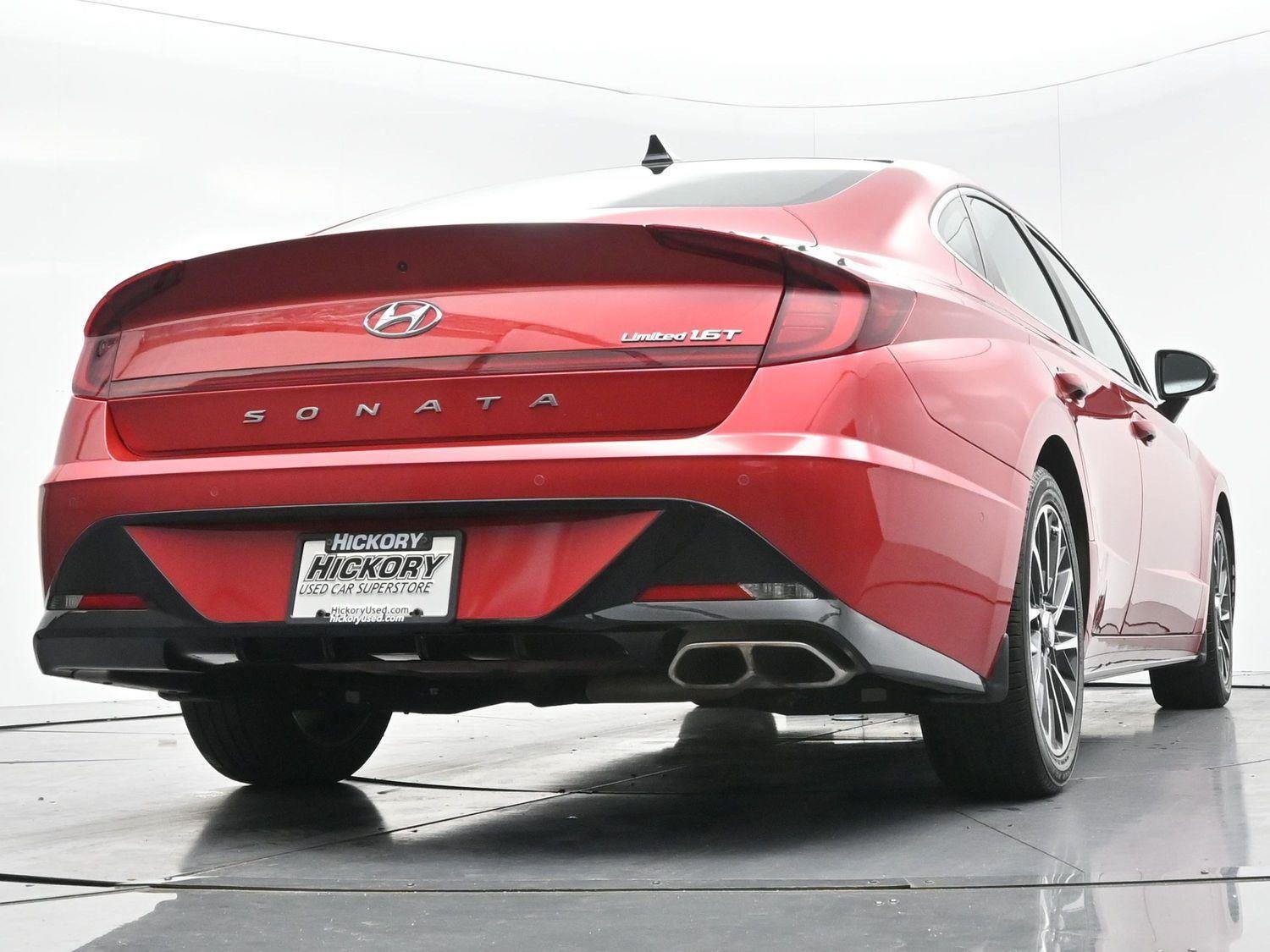 Used 2021 Calypso Red Hyundai Limited image 54