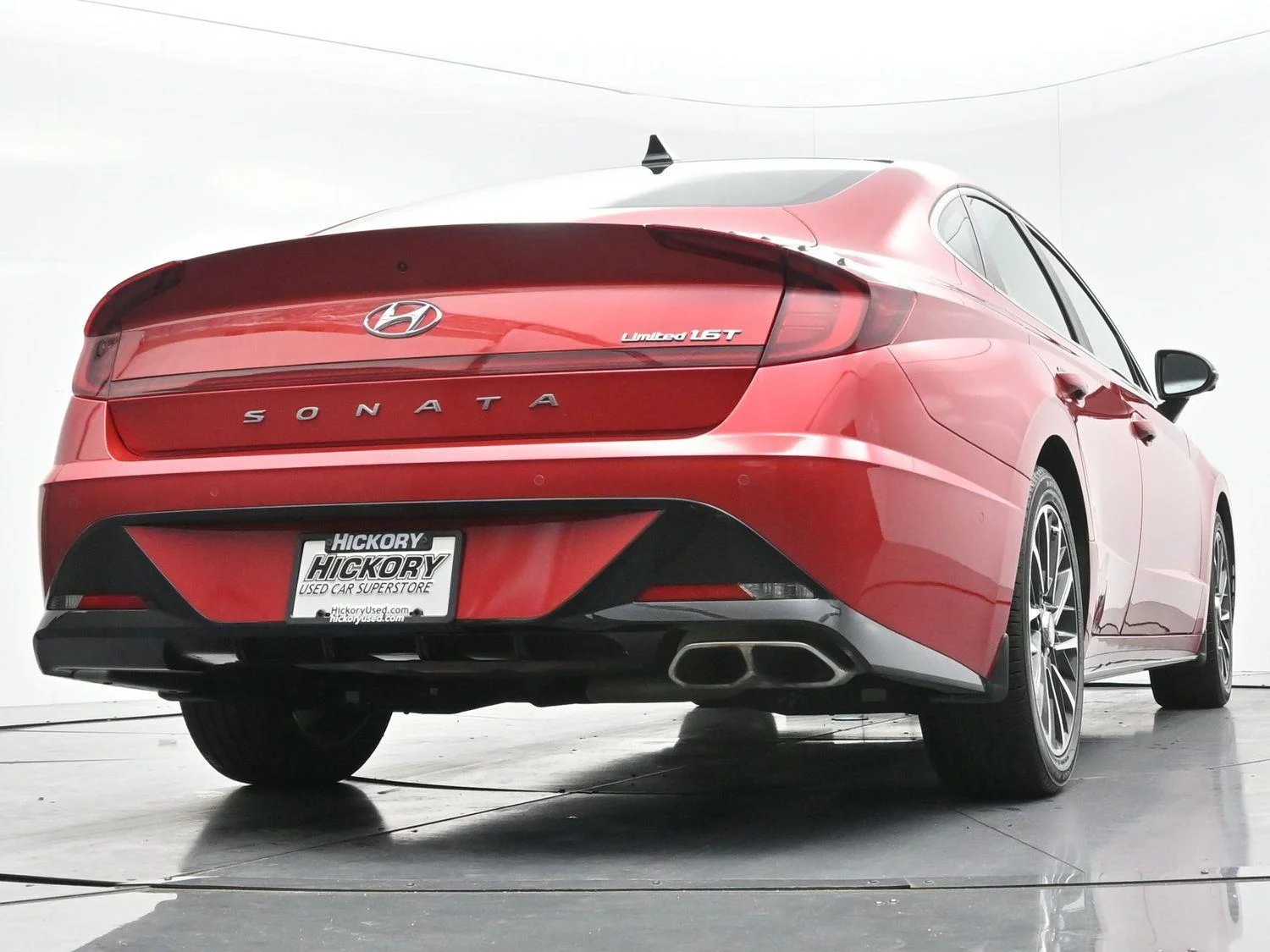 Used 2021 Calypso Red Hyundai Limited image 54