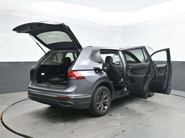Used 2023 Gray Volkswagen 2.0T SE image 41