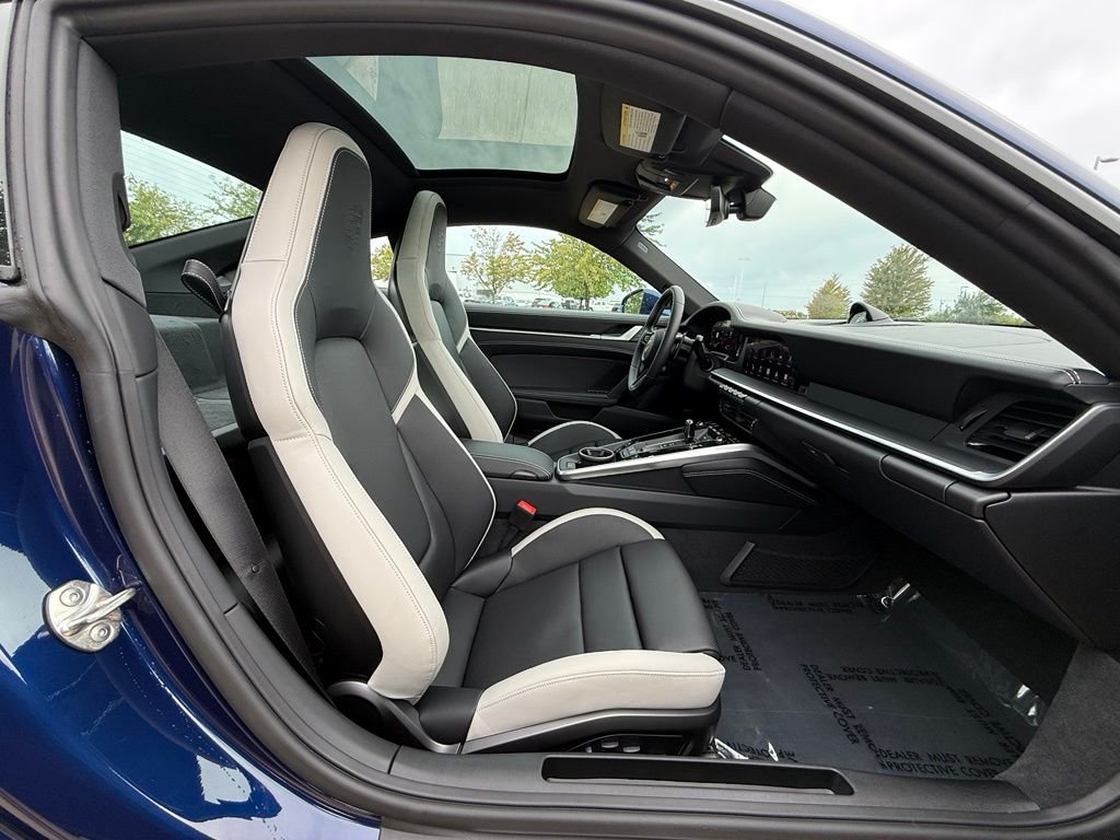 New 2026 Gentian Blue Metallic Porsche  image 26