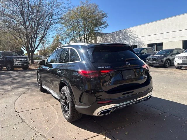 Used 2023 Black Mercedes-Benz GLC 300 image 12