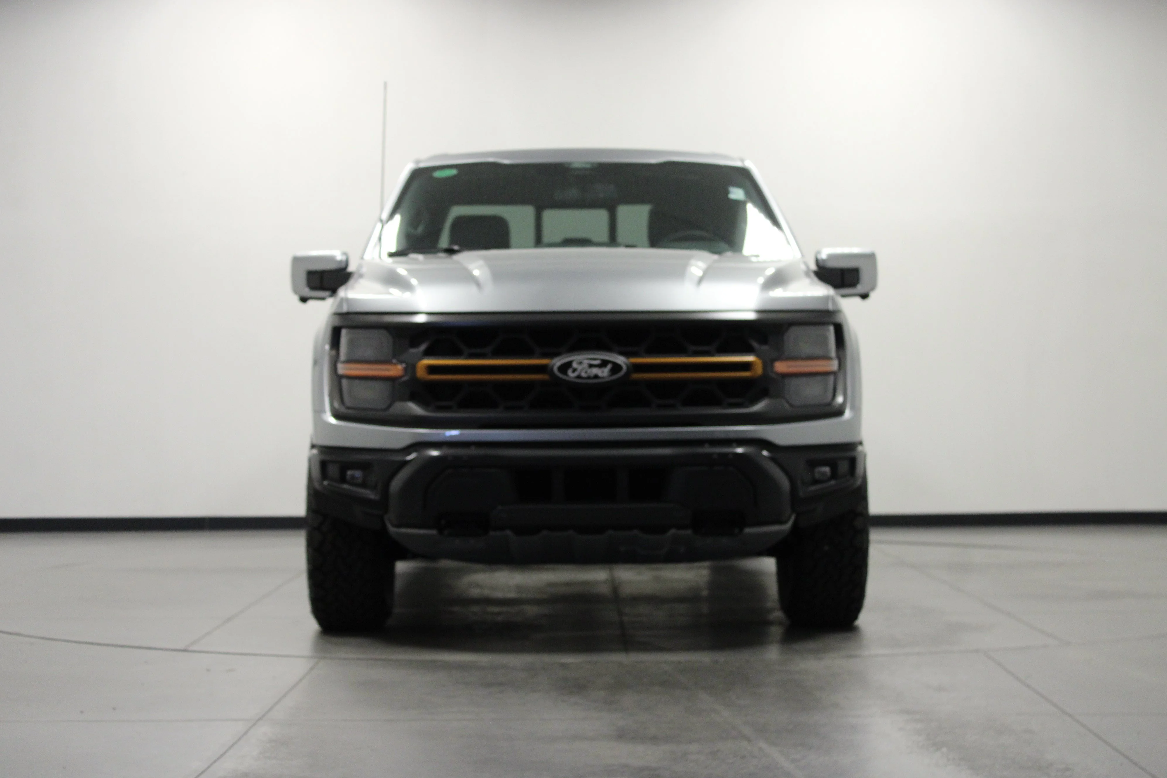 New 2026 Iconic Silver Metallic Ford Tremor® image 9