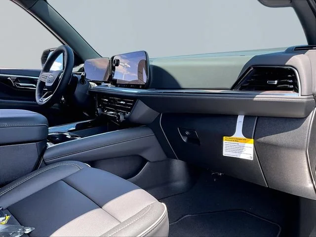 New 2026 Black Chevrolet Premier image 9