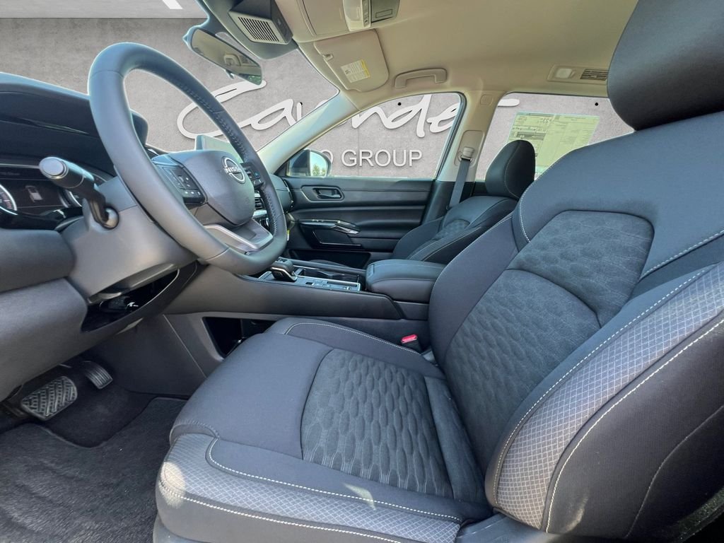 2026 Nissan Pathfinder SV - Photo 20