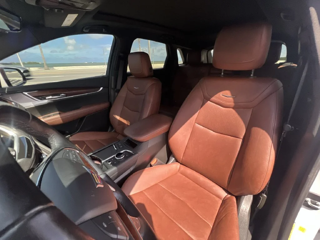 Used 2024 White Cadillac Premium Luxury image 20