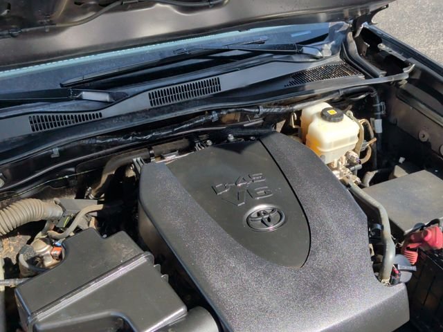 Used 2018 Gray Toyota TRD Off-Road image 32