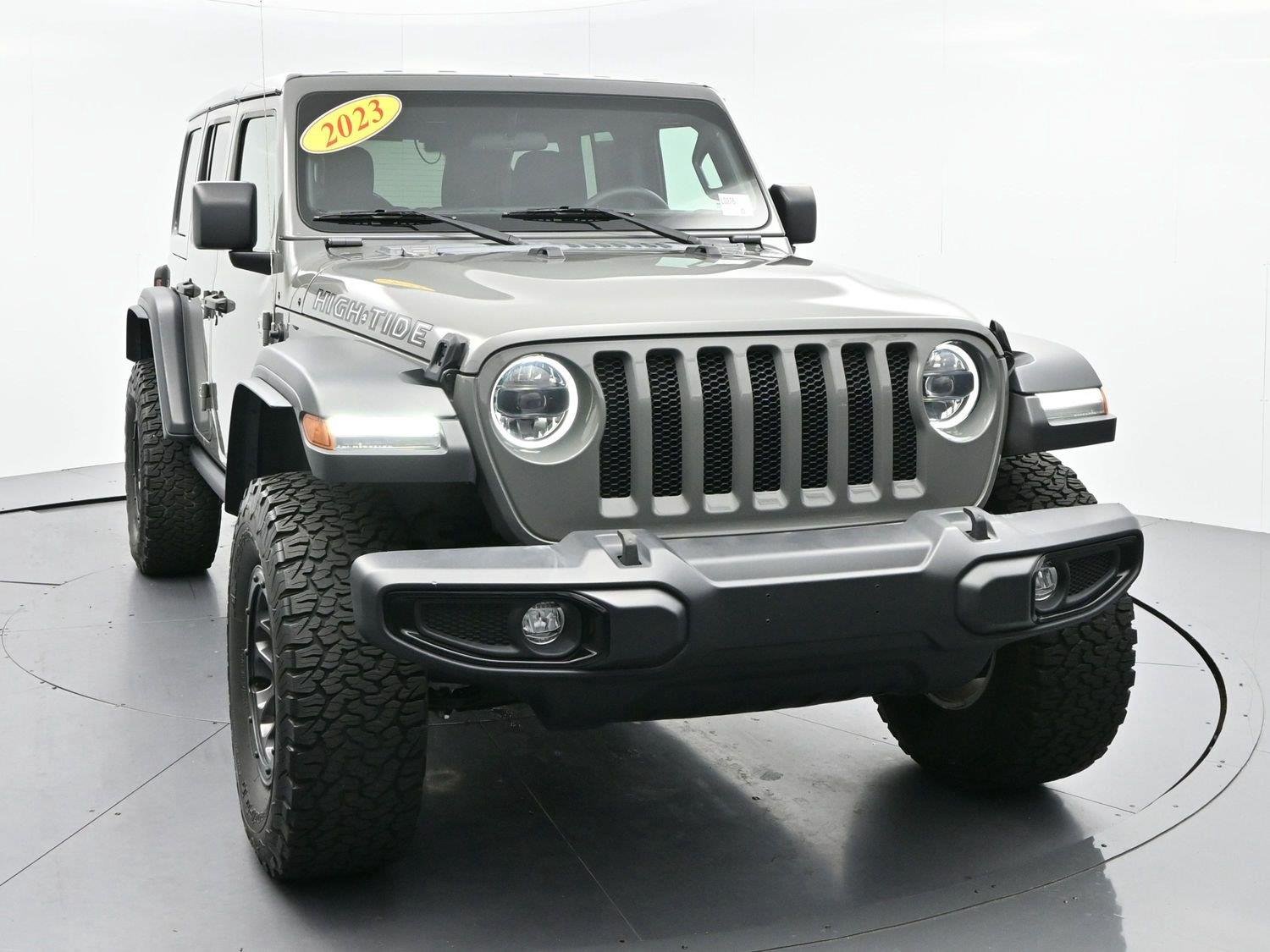Used 2023 Gray Jeep High Tide image 2