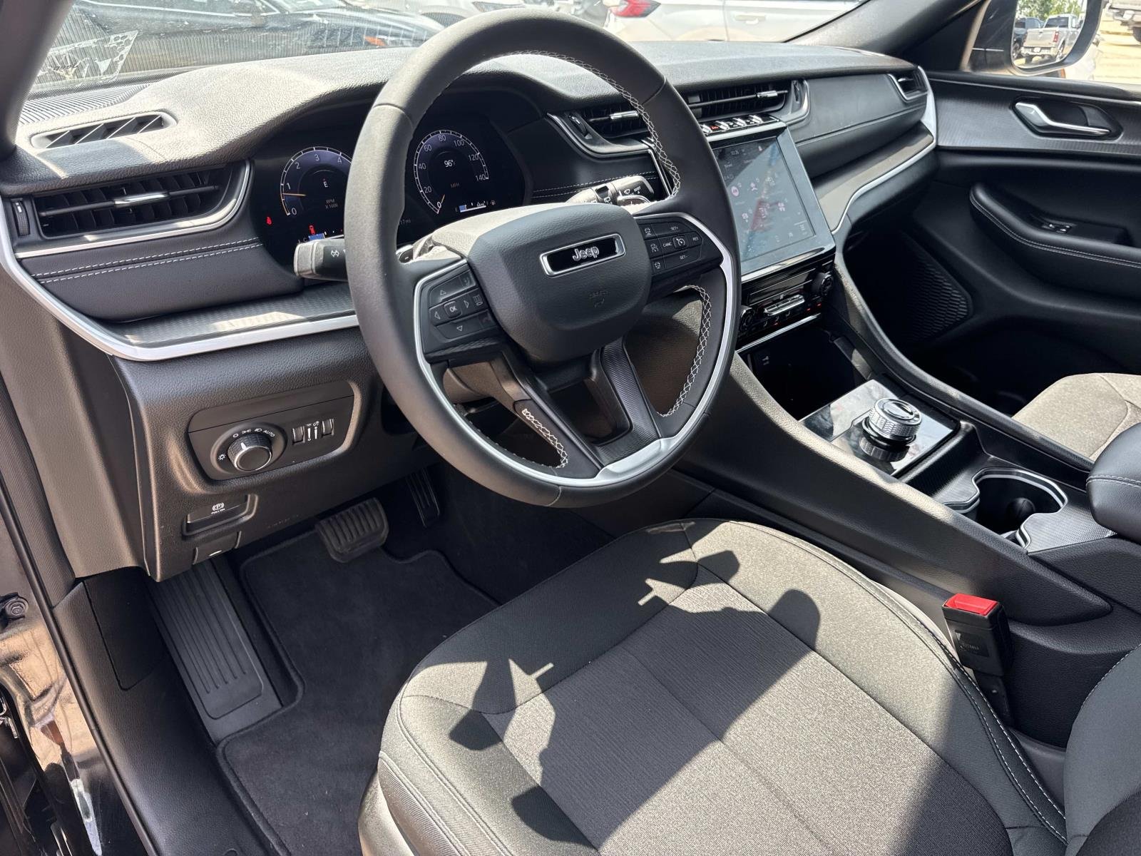 Used 2025 Black Jeep Laredo image 17