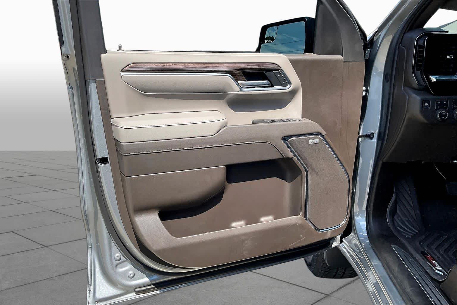 New 2026 Sterling Gray Metallic Chevrolet LT Trail Boss image 11