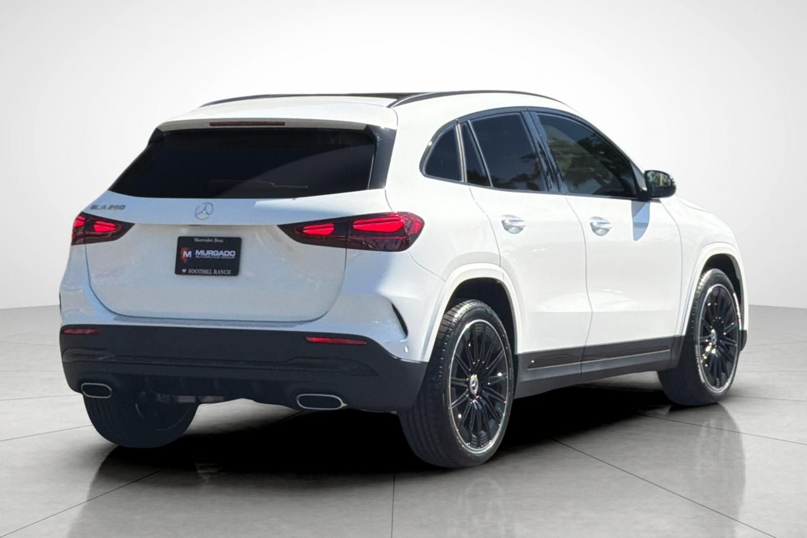 New 2026 Polar White Mercedes-Benz GLA 250 image 10