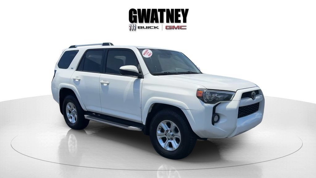 Used 2019 White Toyota SR5 image 3