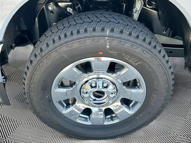 New 2026 Gray Ford Lariat image 20