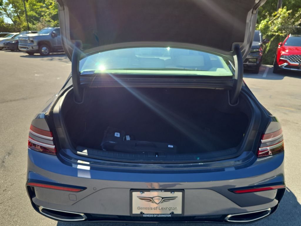 New 2026 Blue Genesis 3.5T SPORT PRESTIGE image 9