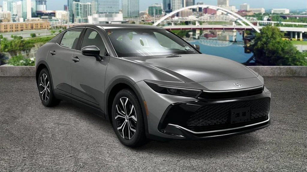 Used 2023 Gray Toyota XLE image 3