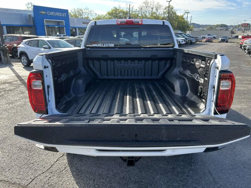 New 2026 Summit White GMC Elevation image 11