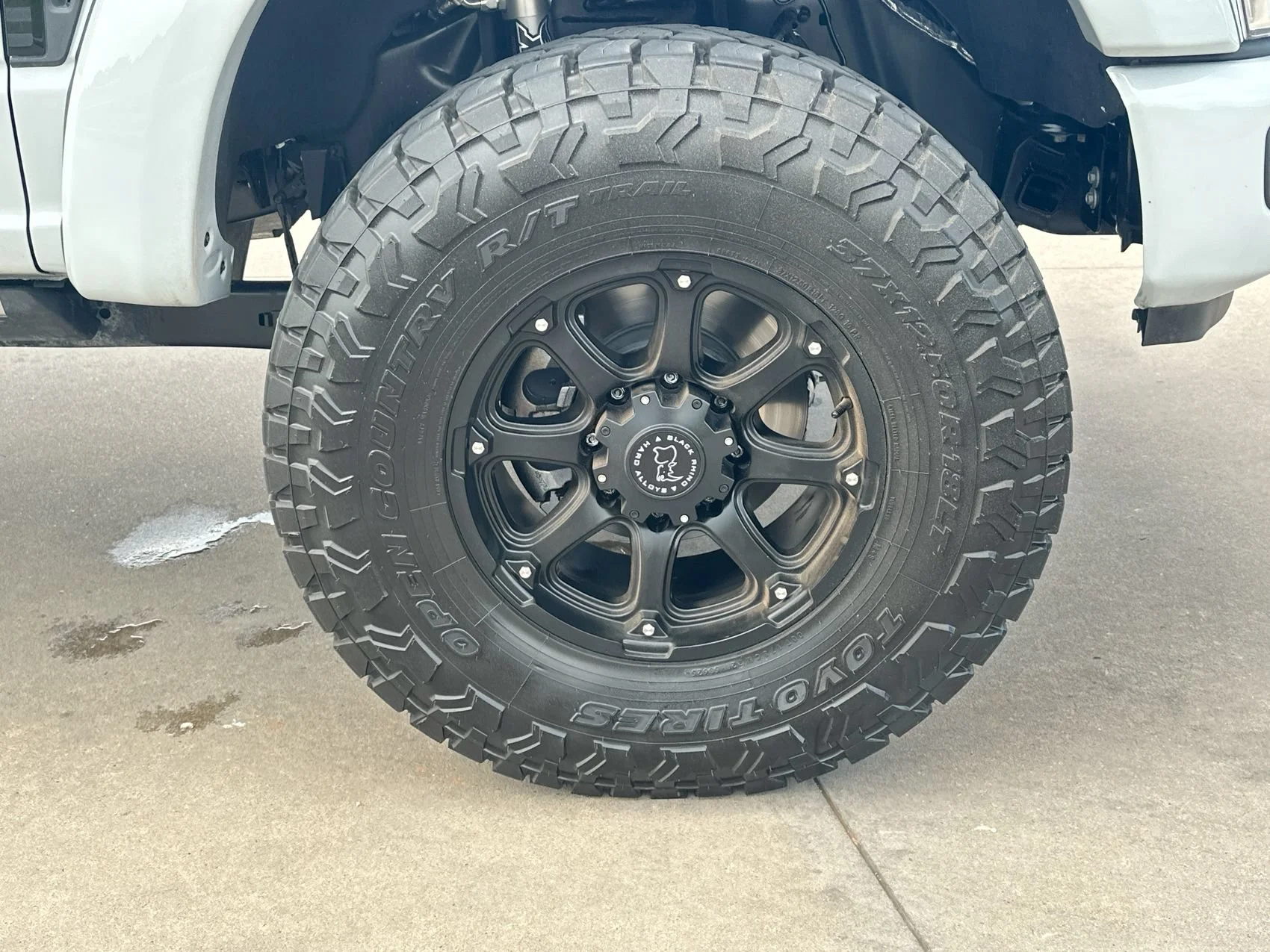 Used 2025 Avalanche Ford Platinum image 10