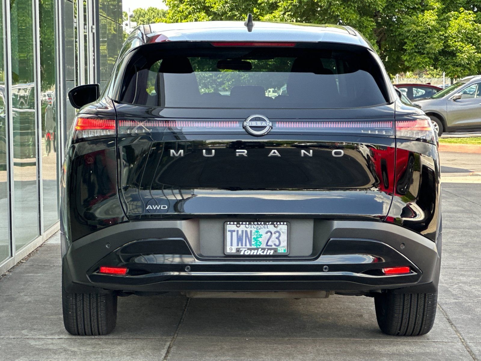 Used 2025 Super Black Nissan SV image 4