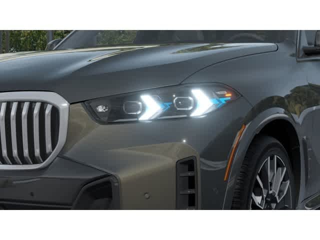 Used 2026 Dravit Grey Metallic BMW sDrive40i image 11