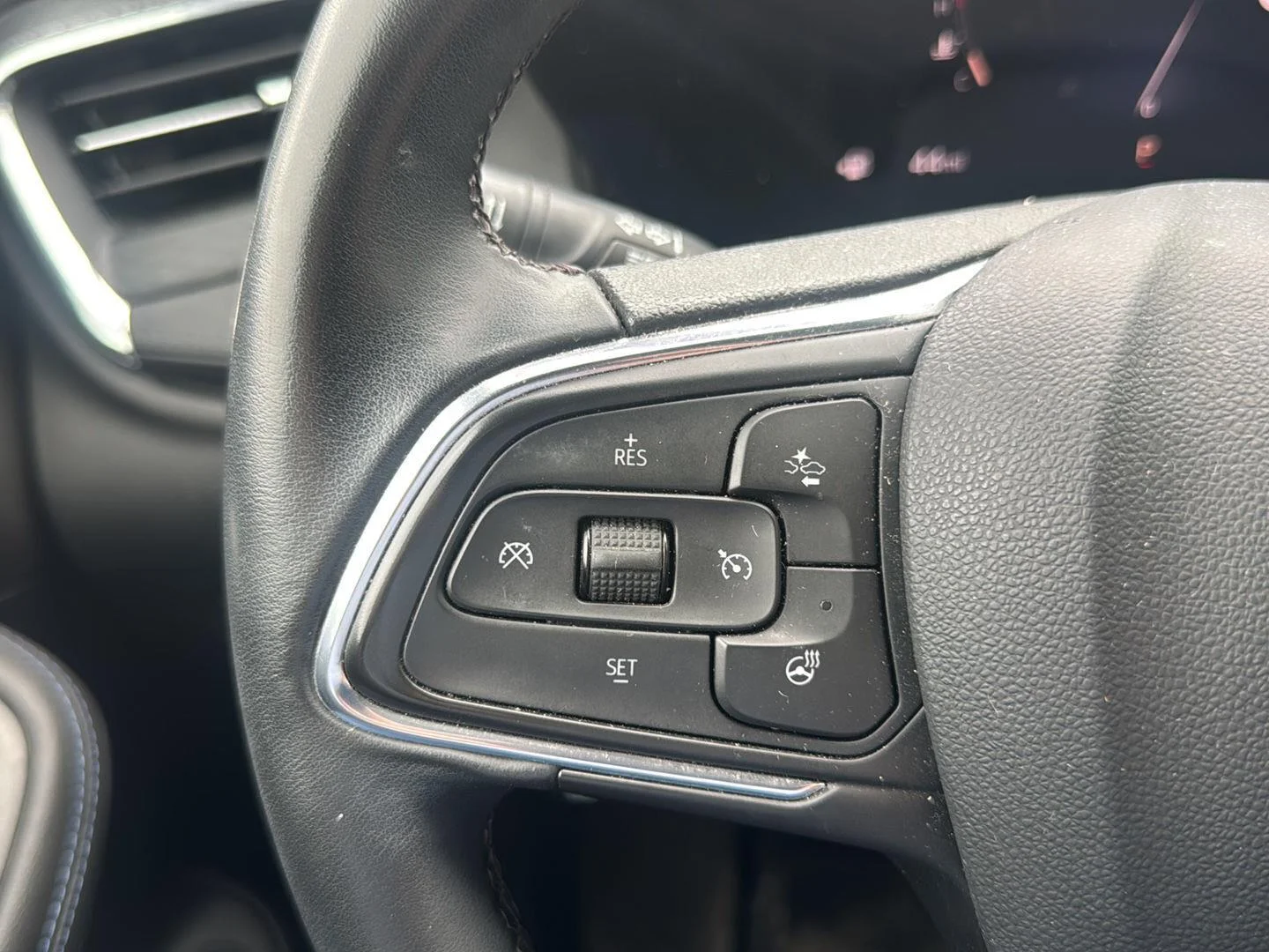 Used 2025 Summit White Buick Sport Touring image 16
