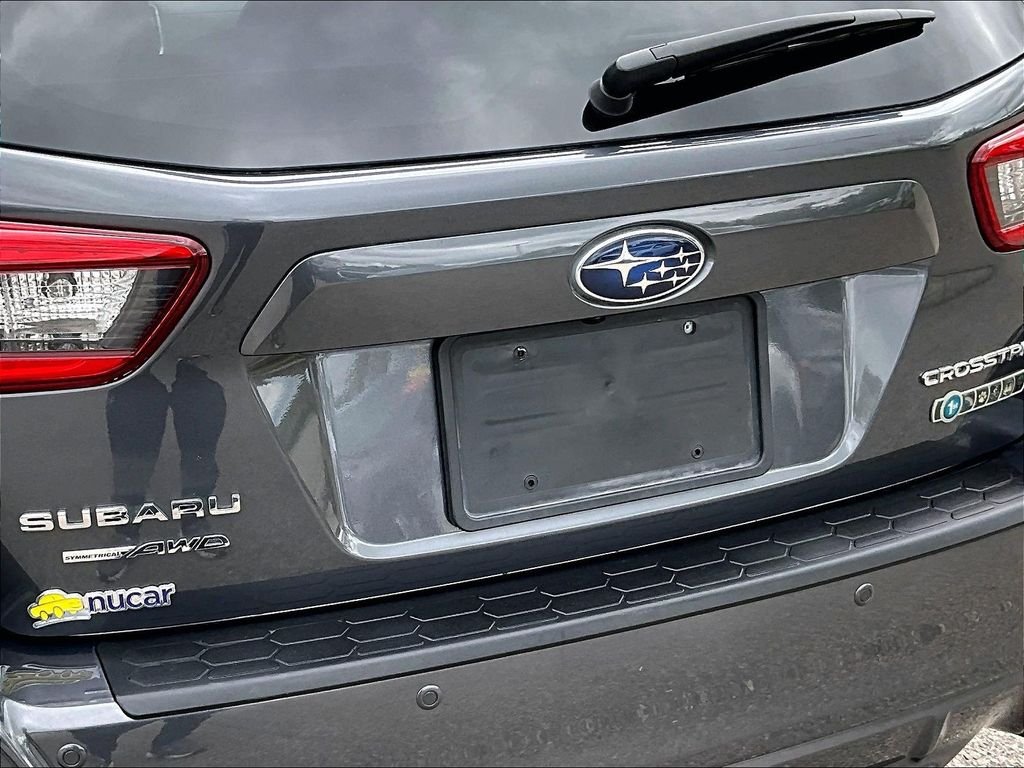 Used 2022 Gray Subaru Limited image 28