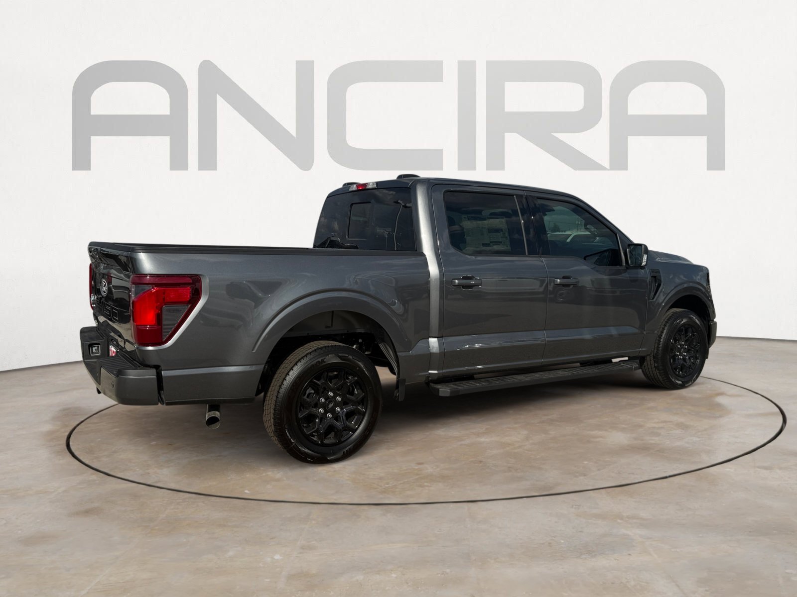 New 2026 Carbonized Gray Metallic Ford XLT image 7