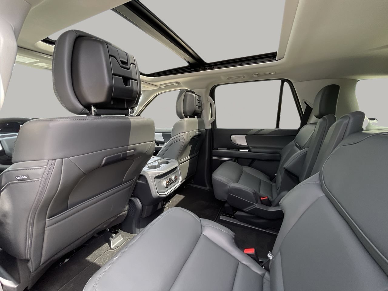 New 2027 Star White Metallic Tri-Coat Ford Active image 15
