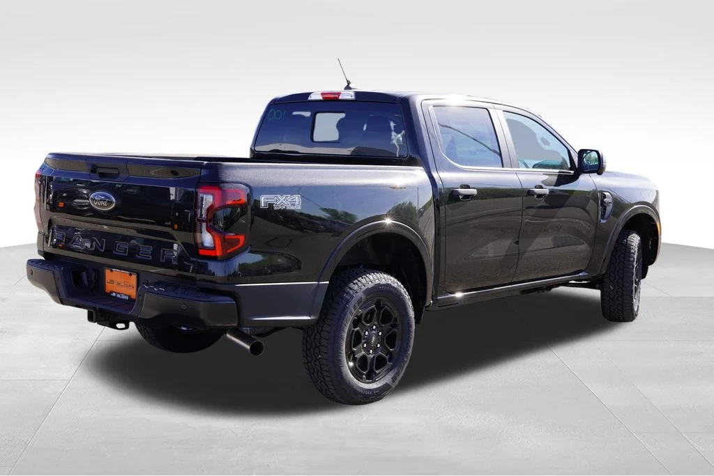 New 2026 Shadow Black Ford XLT image 3