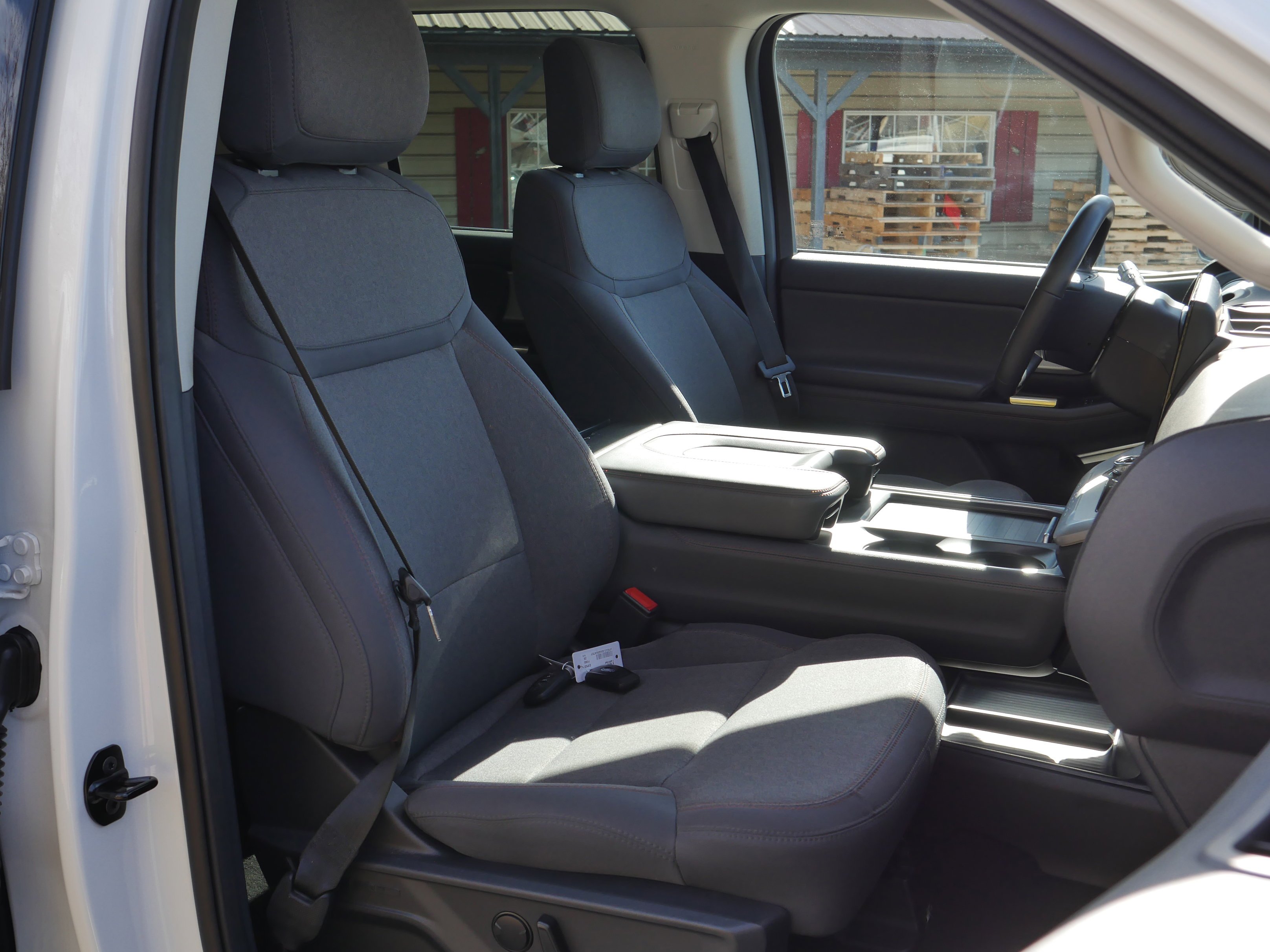 Certified Used 2025 Star White Ford Active image 28