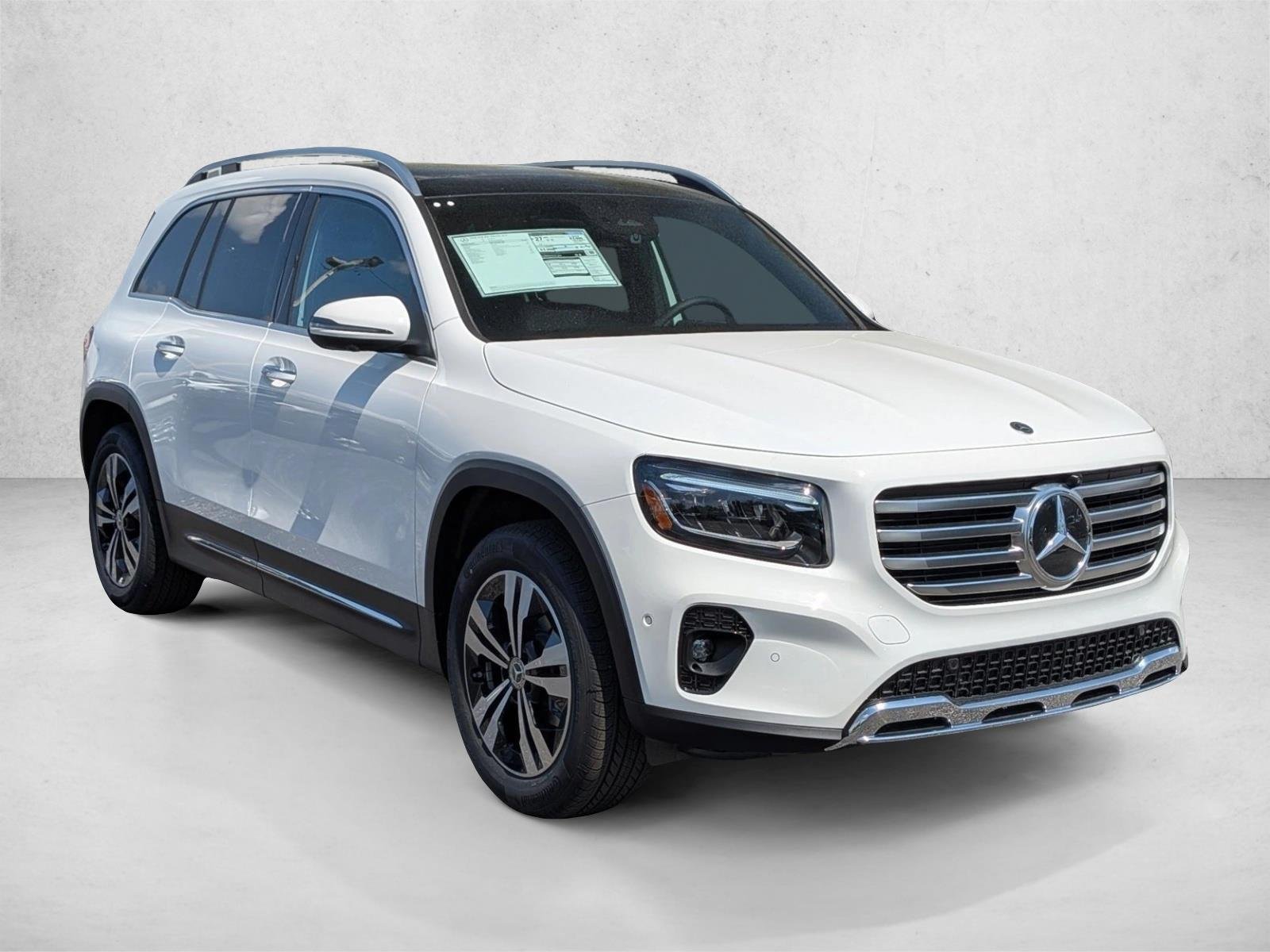 New 2026 Polar White Mercedes-Benz GLB250 image 7