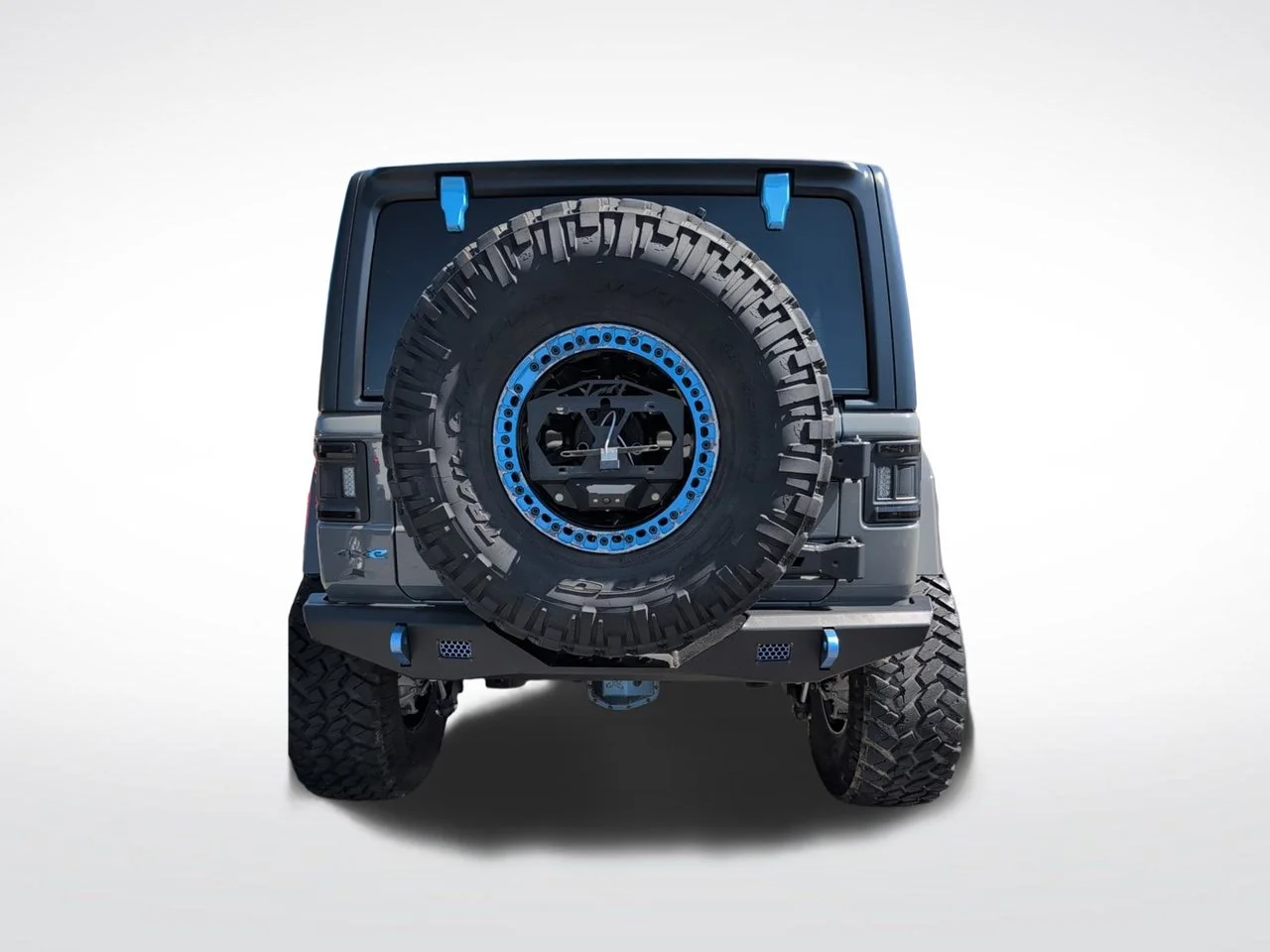 Used 2023 Gray Jeep Rubicon 4xe image 12