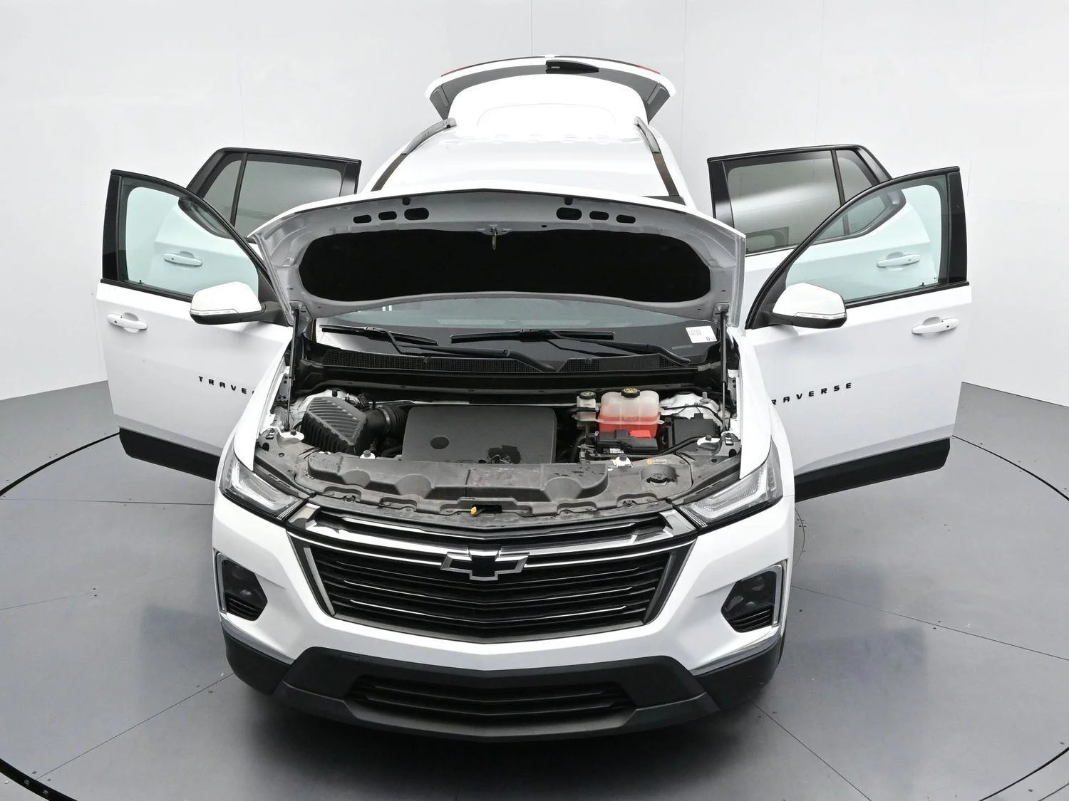 Used 2023 Summit White Chevrolet LT Cloth image 46