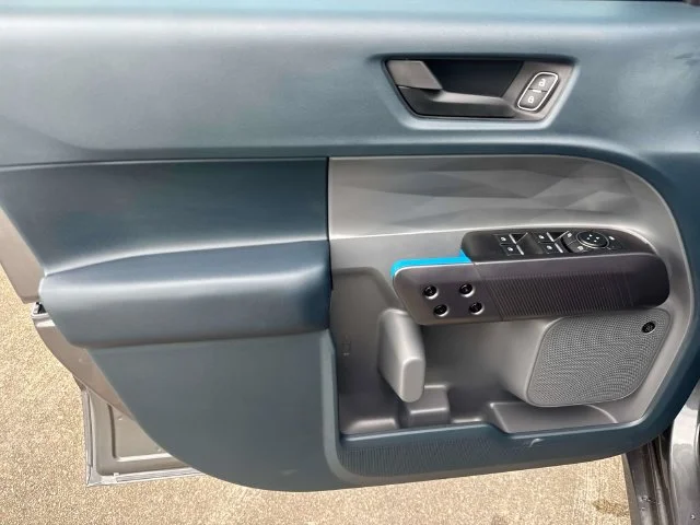 New 2026 Carbonized Gray Metallic Ford Lobo™ image 49