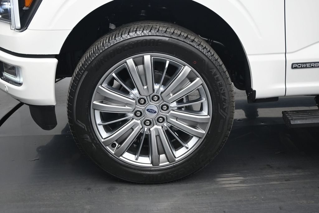 New 2026 White Ford Platinum image 25