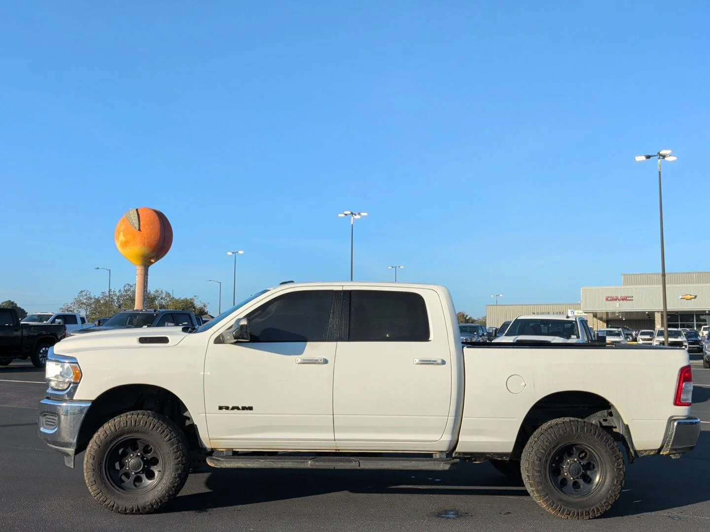 Used 2019 WHITE Ram Big Horn image 2