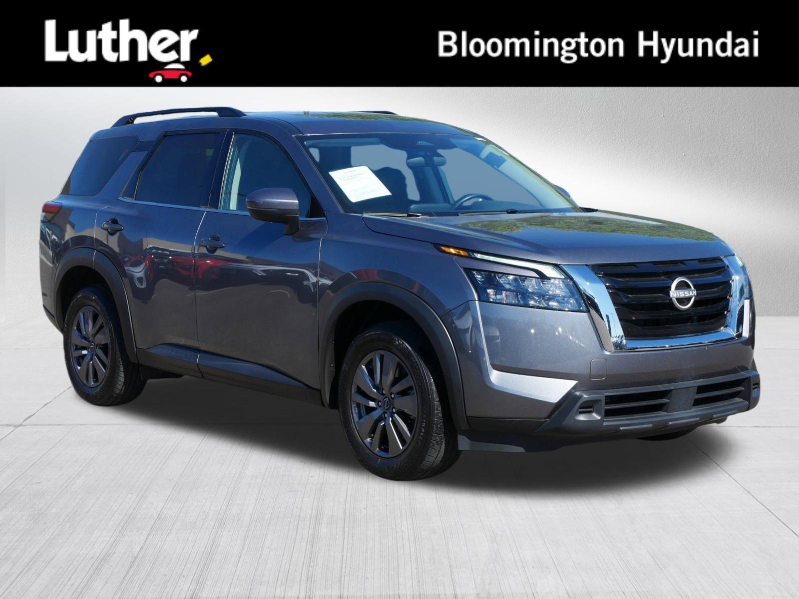 2025 Nissan Pathfinder SV 4WD's photo